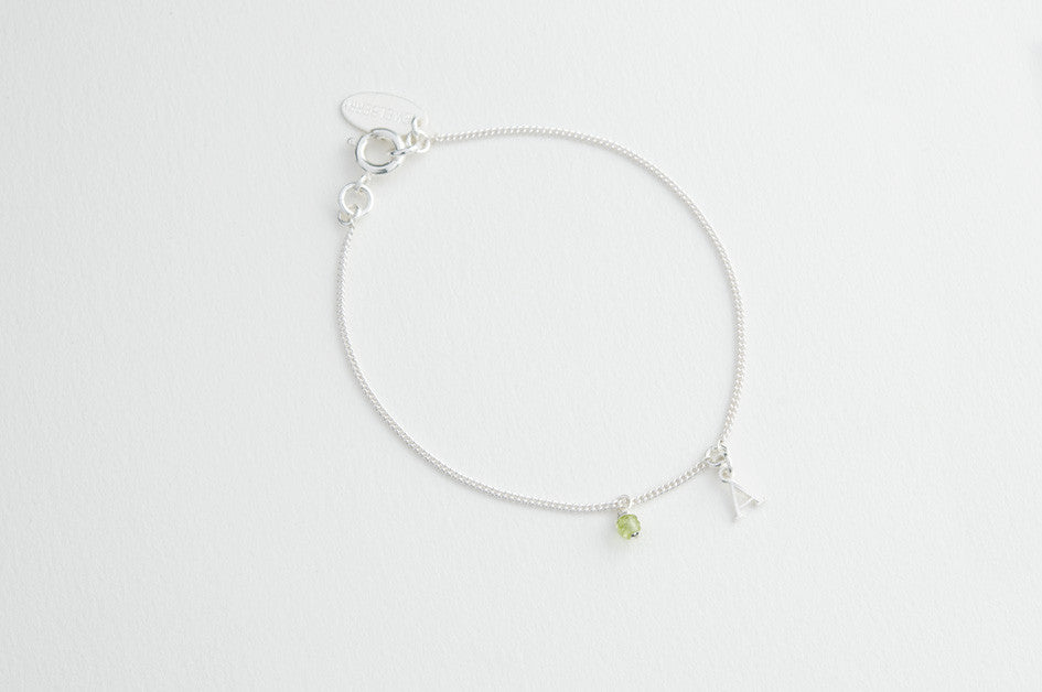 Armband "Alphabet Green" versilbert