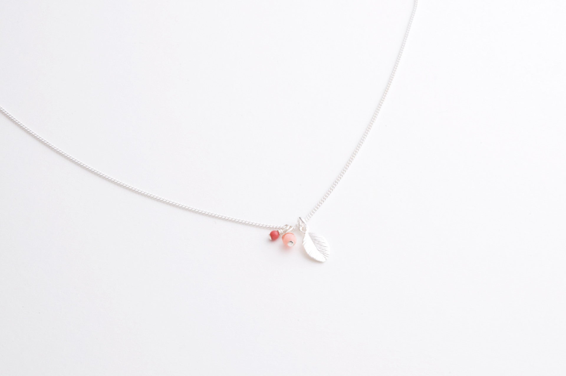 Kette TINY LEAF small versilbert