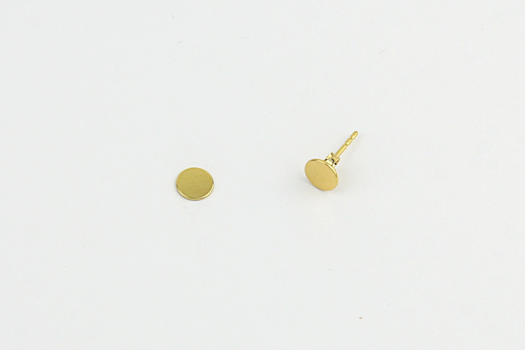 Ohrstecker "Tiny Disc" gold