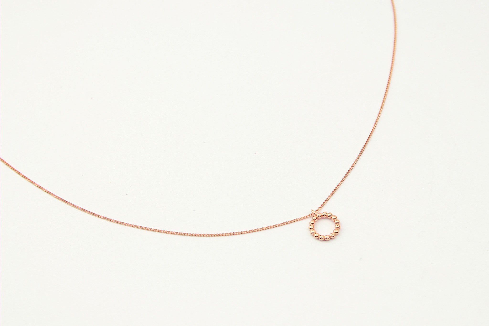 fine jewelry handmade with love fairtrade jewelberry necklace kette medium pearls rose gold plated sterling silver plain
